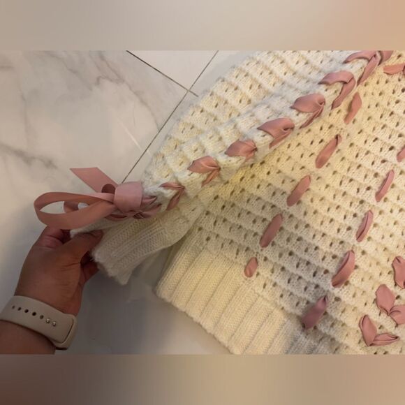 Laurel Oversized Sweater #20 - Picture 11 of 11